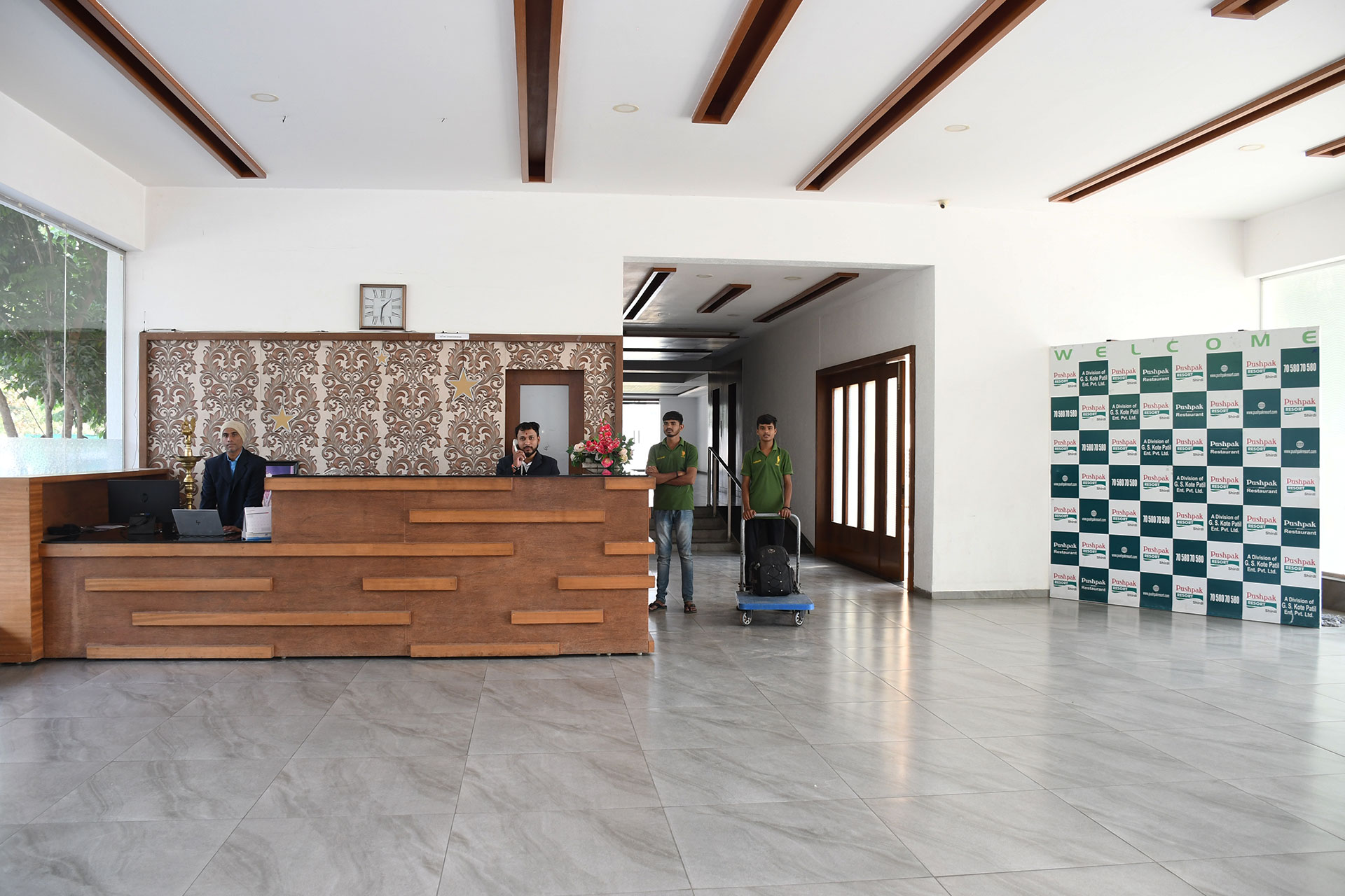 Luxury Rooms at Pushpak Resort